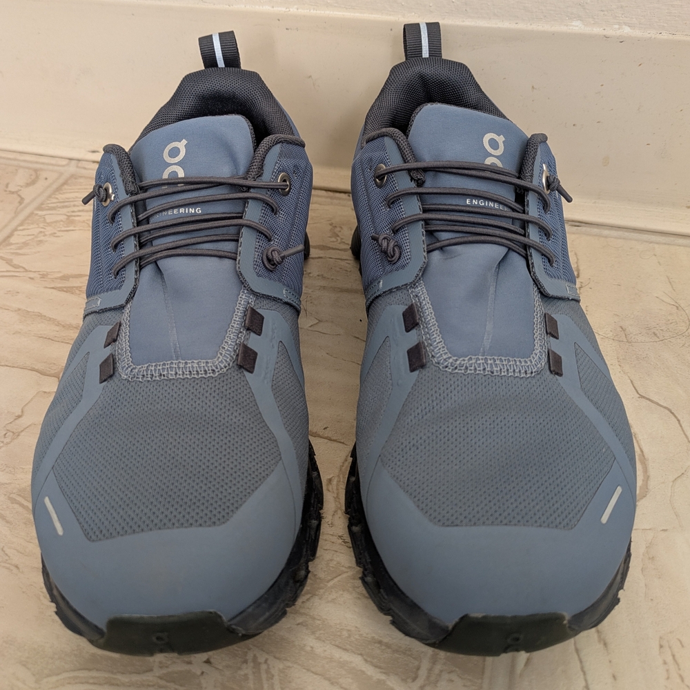 On Running Women's Gray/Blue No-Tie Shoes